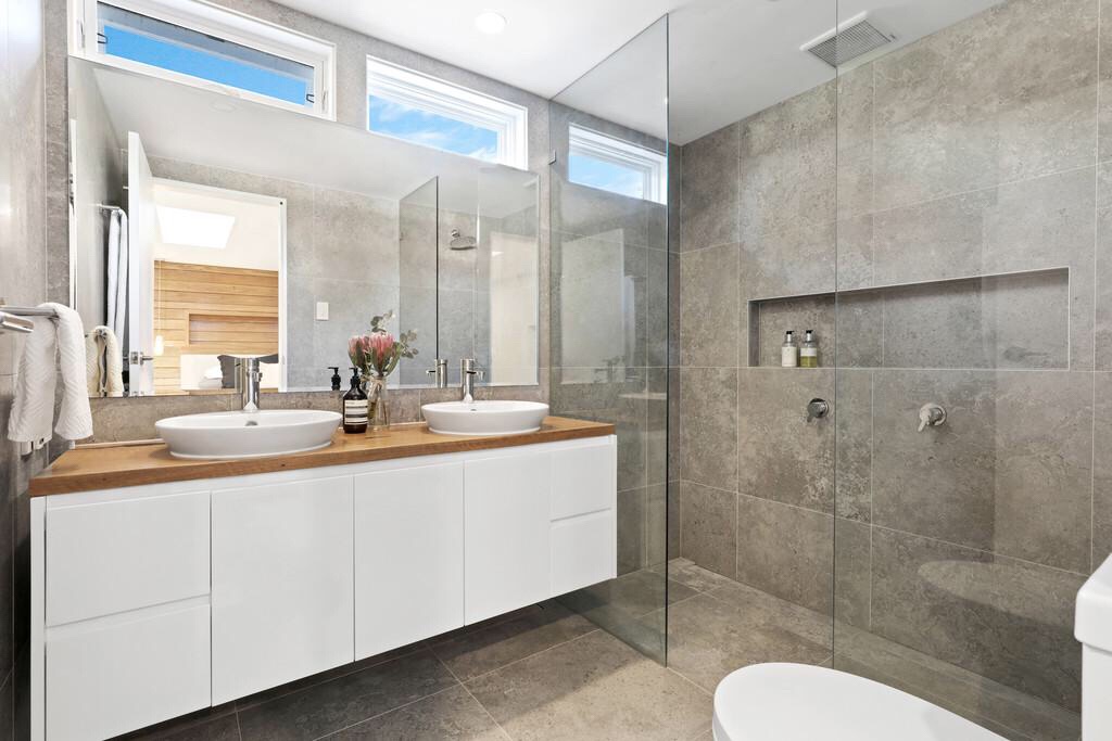 55-salisbury-road-stanmore-nsw-2048-real-estate-photo-10-xlarge-11951264